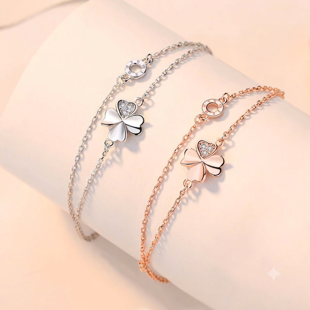 สร้อยข้อมือ ลาย:ใบโคลเวอร์ คู่ 2 ชิ้น 4 แฉกสะท้อนโชคร้าย